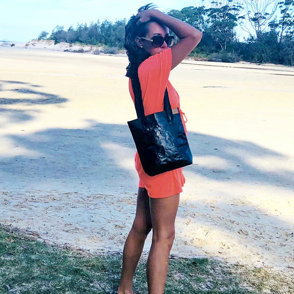 Aspen Tote Bag - Metallic Black